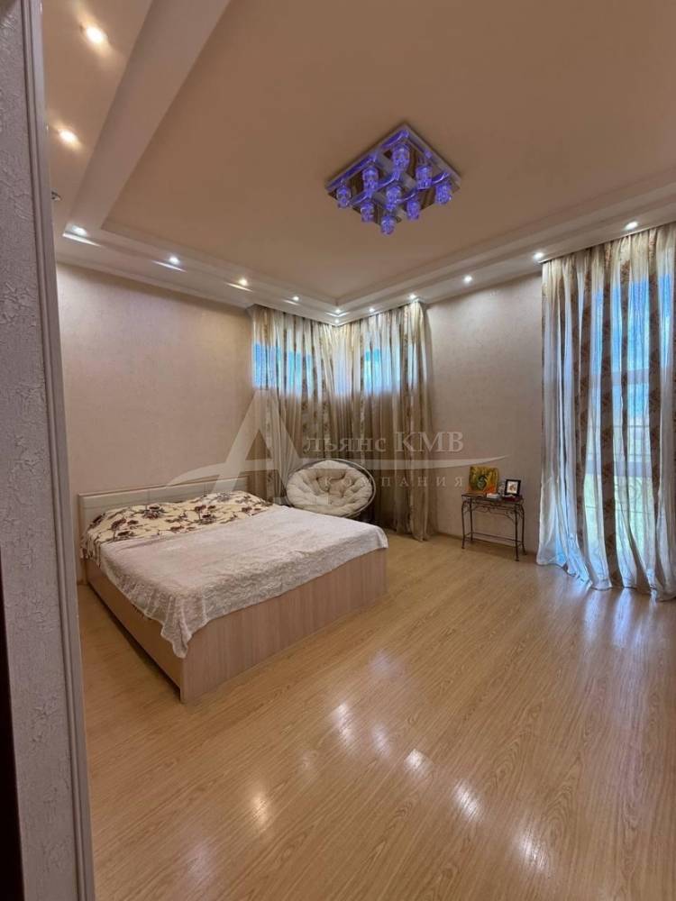 5a71ef55-2e43-4e53-aea9-27bbe4033554