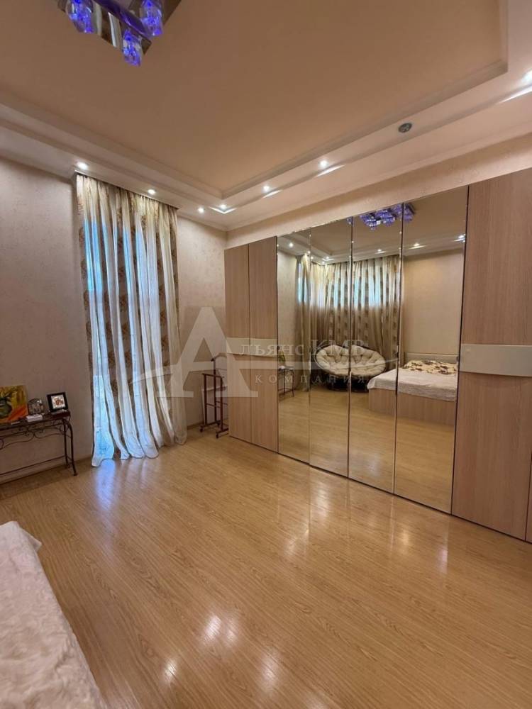 334c6d51-6585-47cb-9aff-21b68a8c6c69