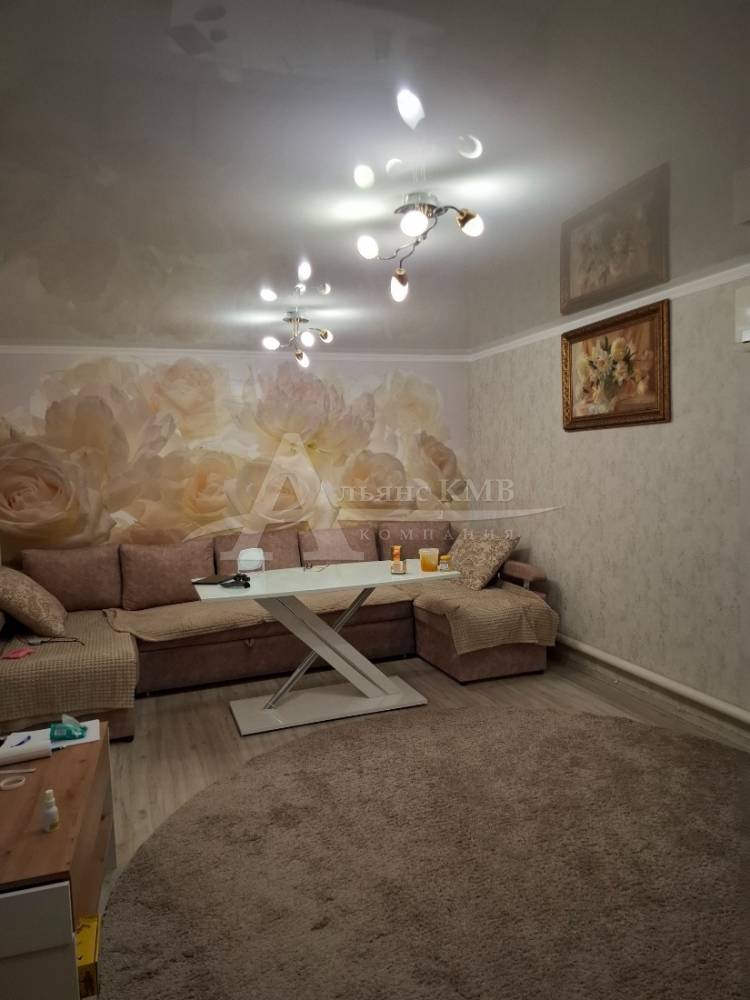 Ставропольский край, Минеральные Воды, 1 туп.; Дом 120м² на участке 8 сот. 1 эт.