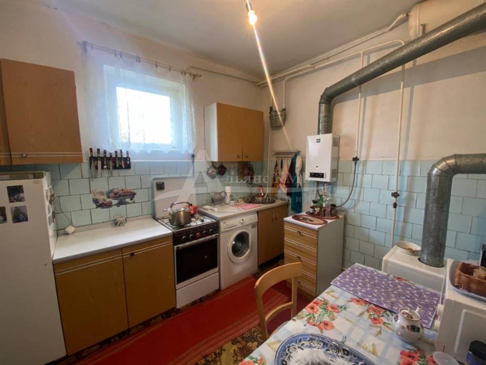 Ставропольский край, Центр, Горькая Балка село, Молодёжная ул.; Дом 104,40м² на участке 18 сот. 1 эт.