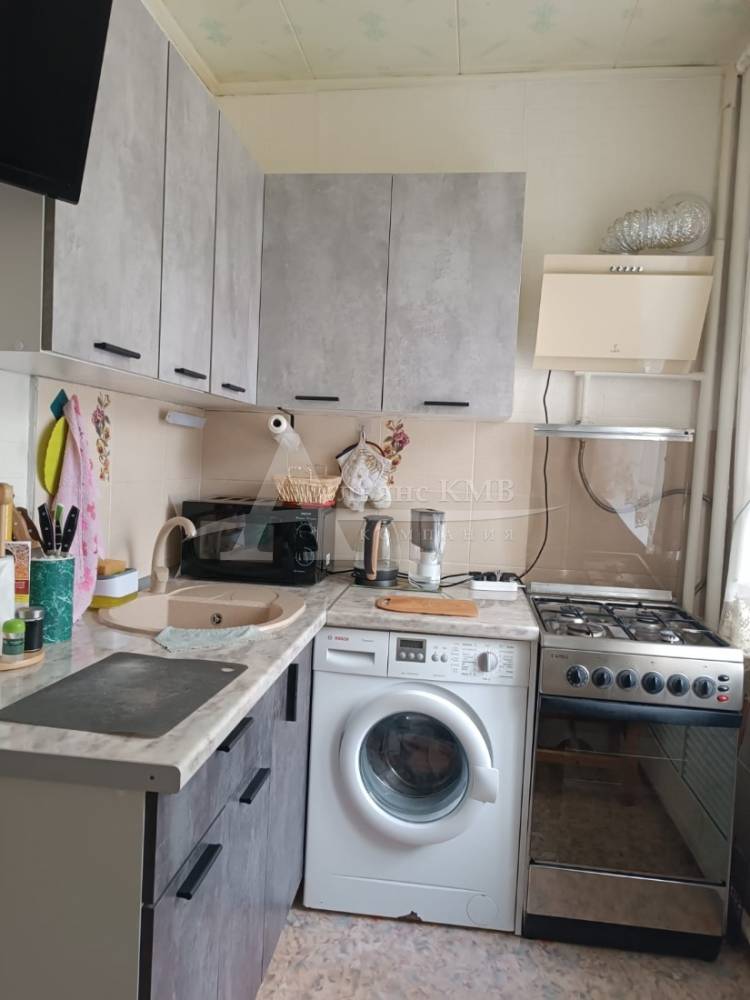 aeb7d761-3474-4935-a0d1-79fc18fbf624