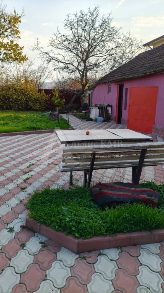 c572e9fa-6fc8-40d6-9a3a-8cb2a7fc341b