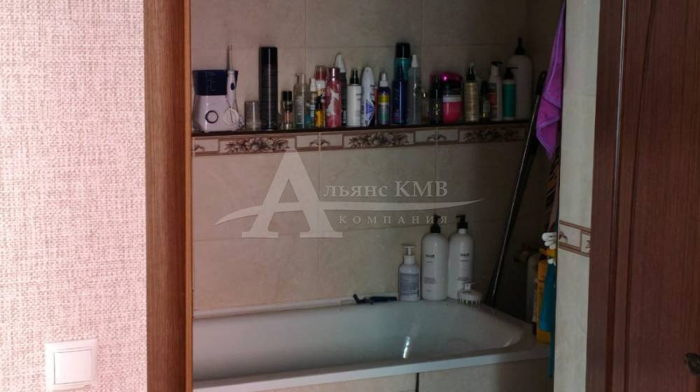 e0e5a3b8-a4dd-4379-8b9f-3fd75f407056