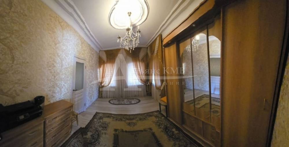 99502e99-08fb-40b0-8faa-1b6941492828