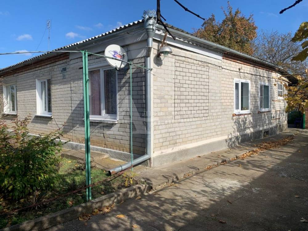 ee702d50-110a-406d-8470-af2542e6b2b8