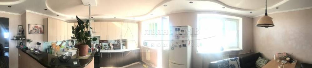 717ba033-fcdf-4a22-b7a9-4483ec40cb9e