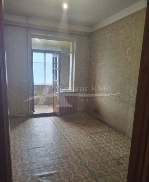 a93eae3e-f812-4a49-a718-b8b7a9e70525