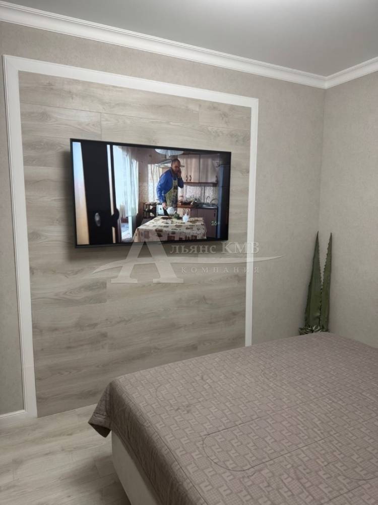 172cc1ab-5c4a-4853-a1f9-14df67f9aad8