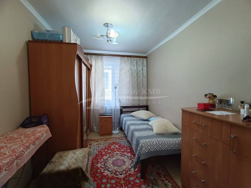 b53e45bf-4512-4d68-95a1-a45219224d8e