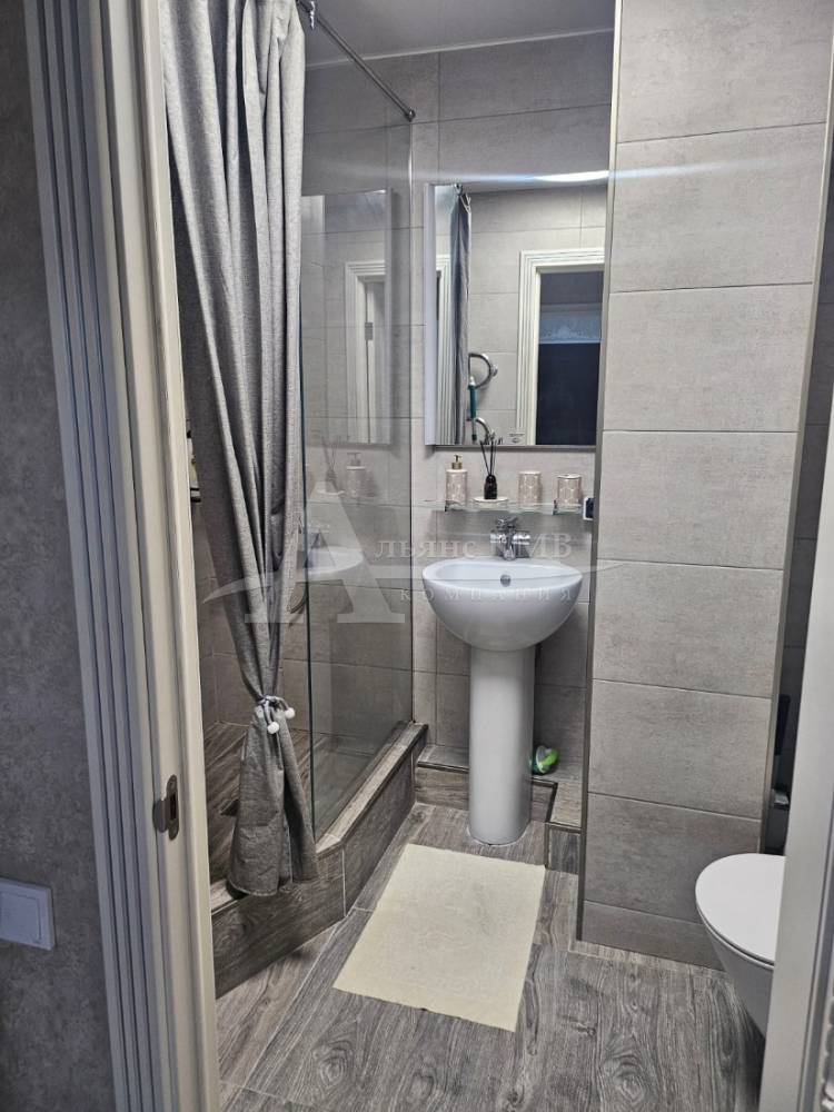 whatsapp image 2025-11-06 at 14.12.46