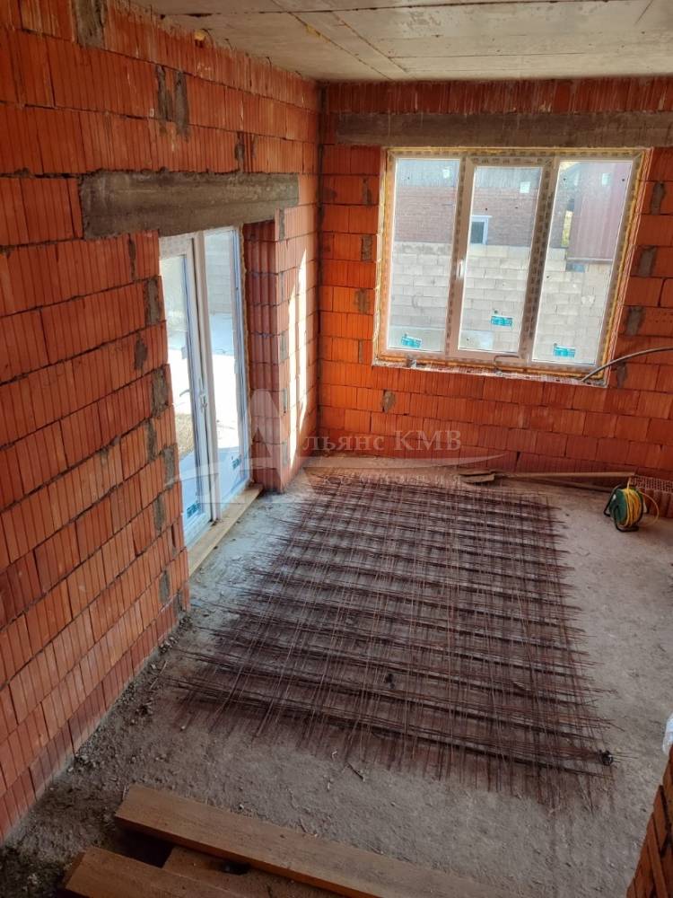 b1b4e256-8d49-4749-8e94-fc072f241457