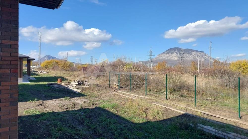 53a1392a-7664-42a8-8dee-adce235e9528