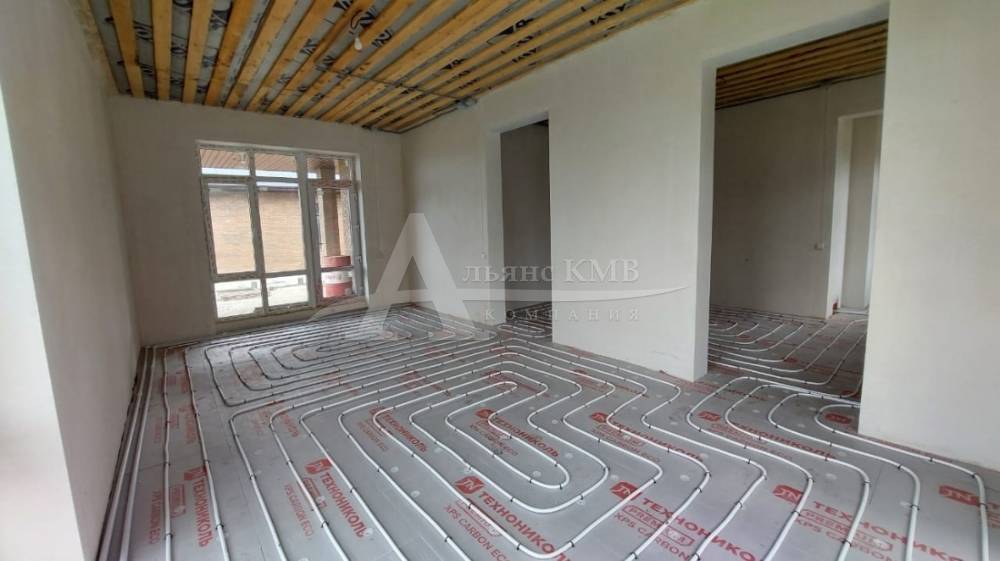 64ae1181-628a-48d3-ab7b-5971b3834ede