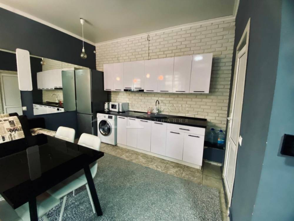 whatsapp image 2025-11-11 at 11.43.19