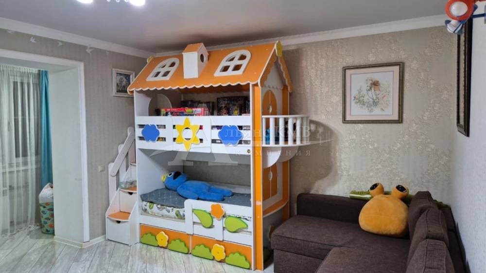 bb949aab-dc04-4548-89de-82e33f861369