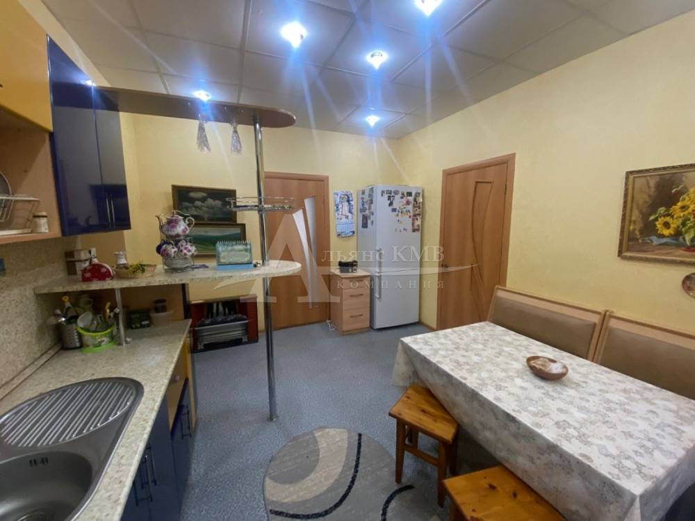 fb13ce4c-265c-445b-8e79-bb999c9ec617