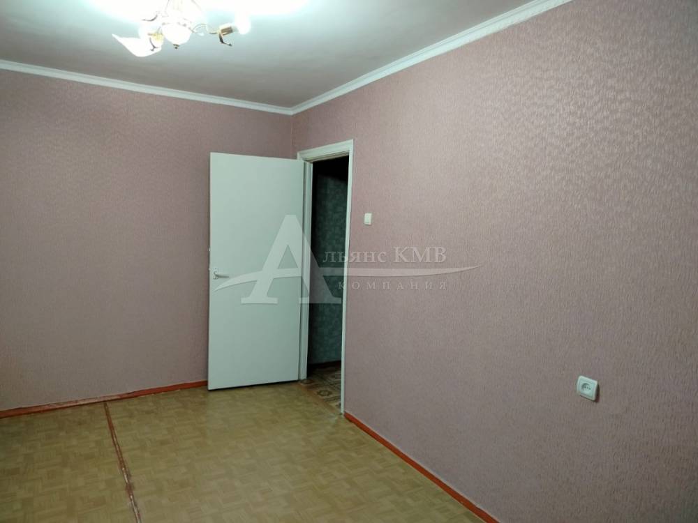 e6c652bb-b207-4e84-a2d4-350b7ade2b95