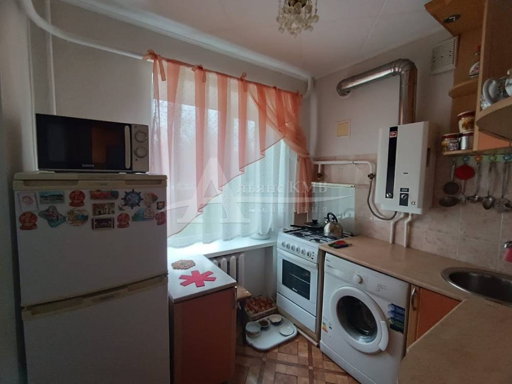 4c1bf277-a35e-4d16-bed3-21e0921e24bd