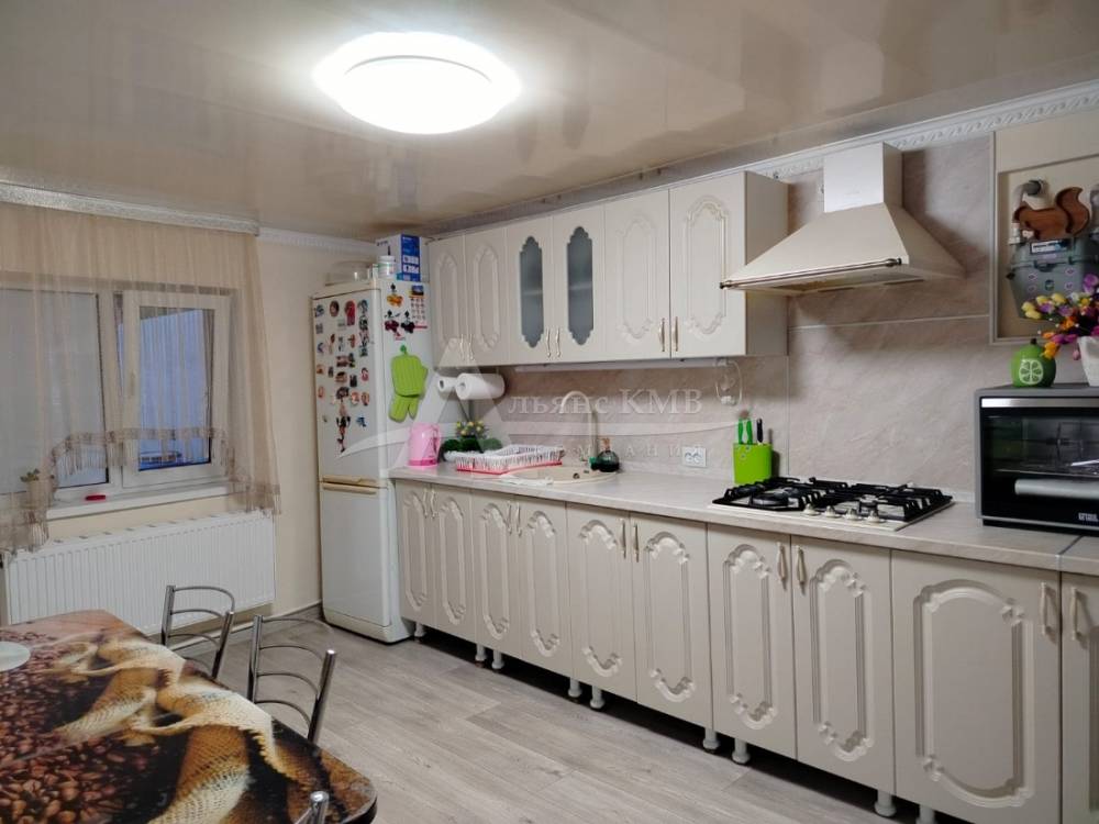 8d195205-9c3b-49b7-8ac5-de8a277ef476