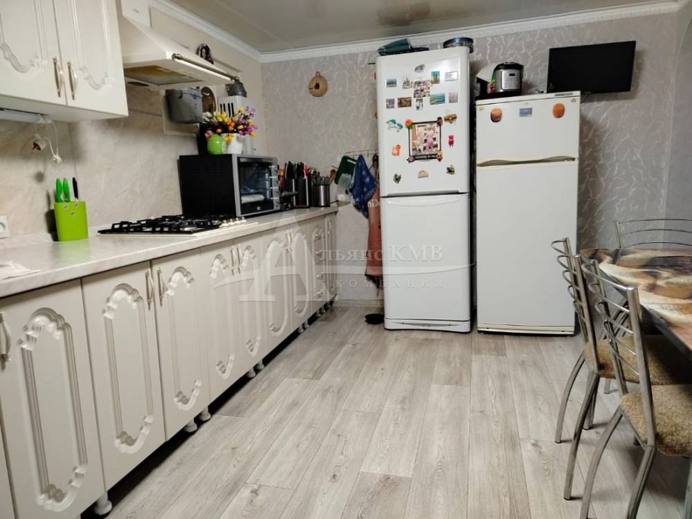 1c611a80-8269-418a-948c-4f5fc215e7c3