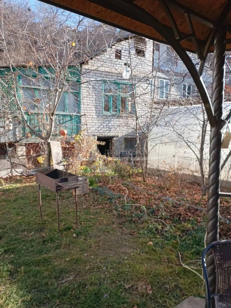 Ставропольский край, Кисловодск, Кутузова ул.; Дом 36м² на участке 2,50 сот. 1 эт.