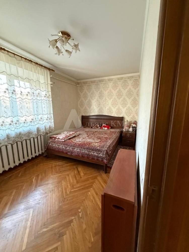 Ставропольский край, Пятигорск, Калинина пр-т; Квартира 48м² 5/5 эт.