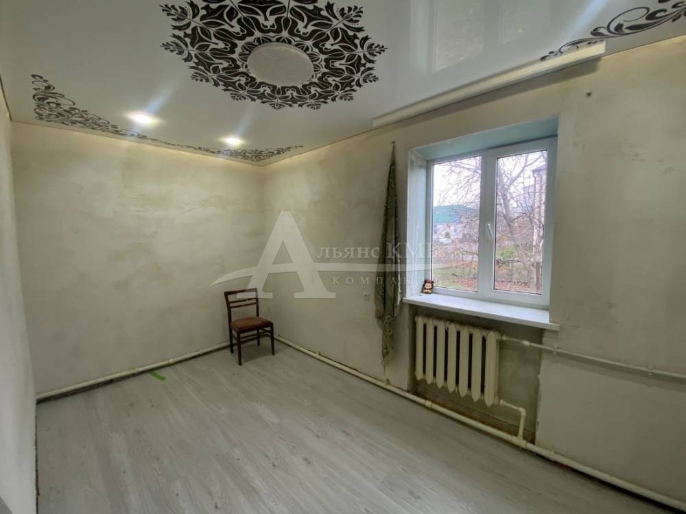 Ставропольский край, Зеленокумск, 50 лет Октября ул.; Квартира 52,90м² 1/2 эт.