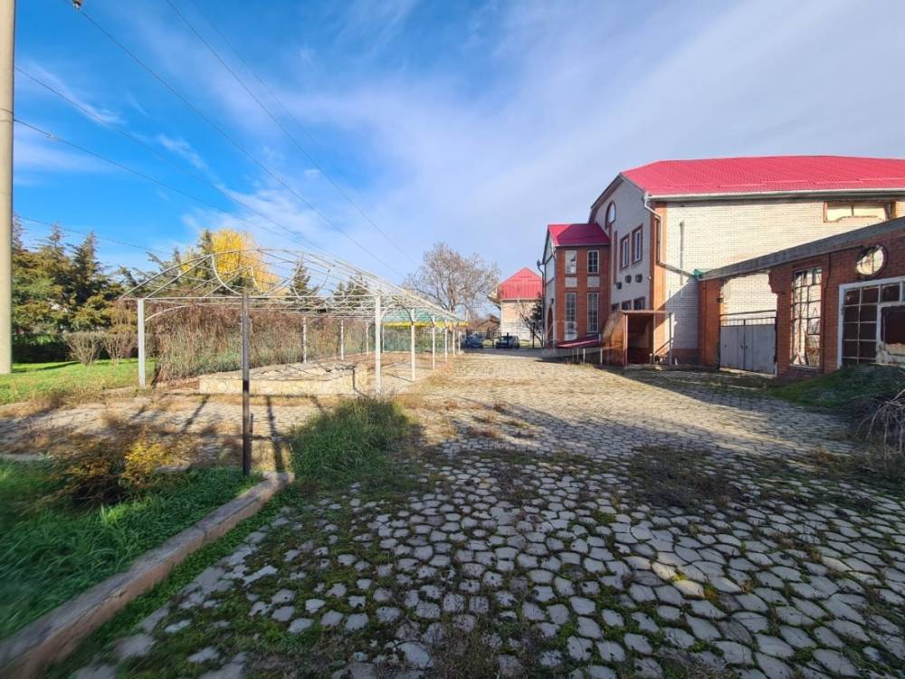 0fdf0435-70b6-464c-ad46-e38c2e15db9c