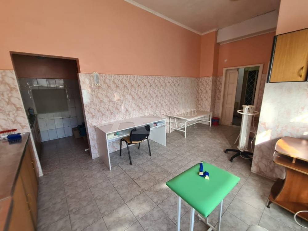 b81f2de0-42e6-4575-9faa-cbbe8712a5de