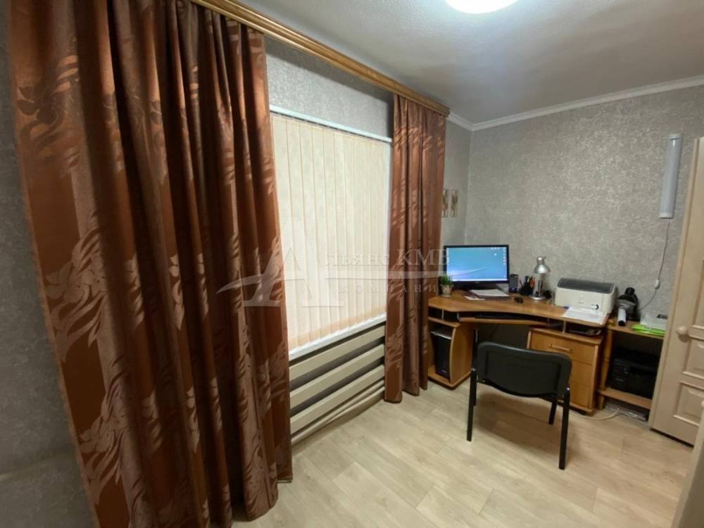 c12d6bef-02ea-4e12-ab38-3df0c0c8476b