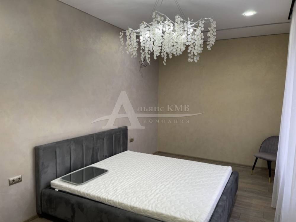 f9009e9a-bf36-4a0f-a6a7-4e56cce74ddb