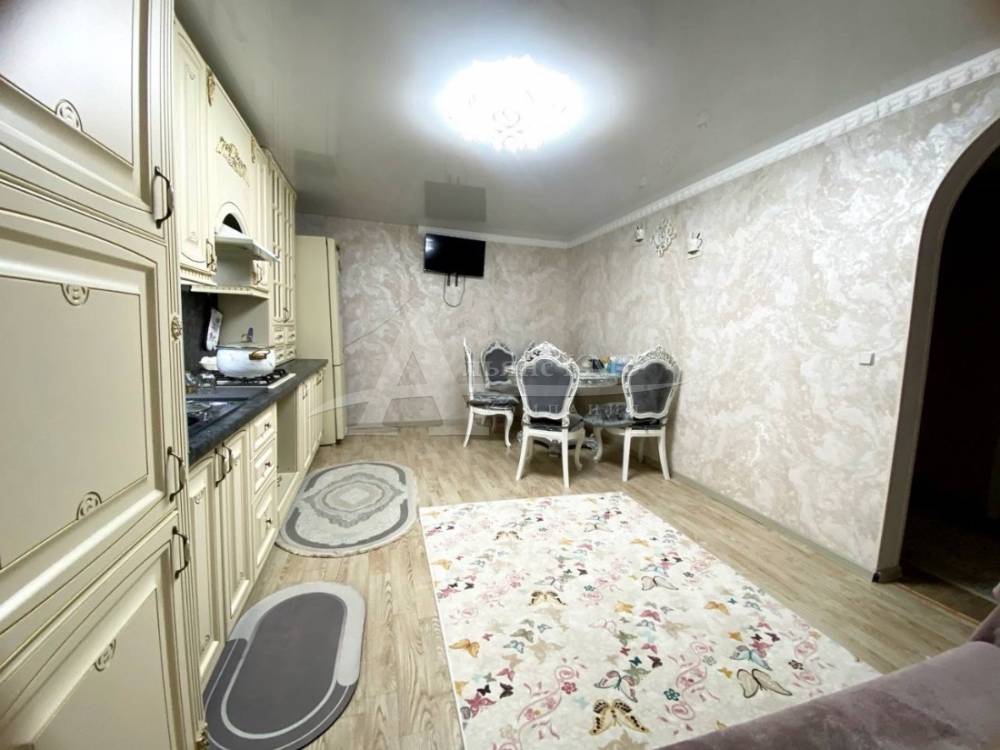 Ставропольский край, Центральный, Советская ст-ца, Восточный пер.; Дом 58,10м² на участке 13 сот. 1 эт.