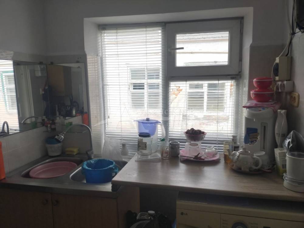 ee3e7e9c-b367-4b1a-8bea-5983bec6fae1