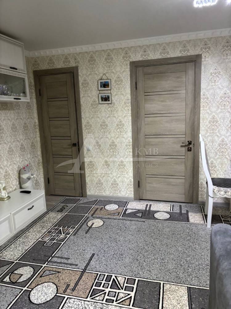 dc273c98-ed8f-448a-8141-fa3cd5d40c80