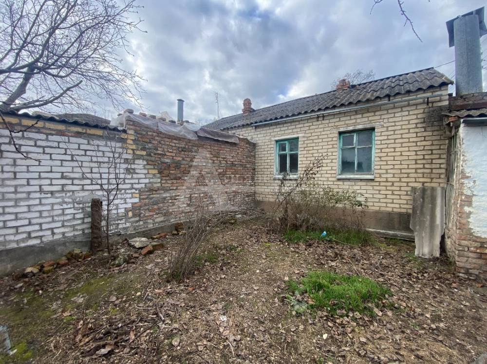 Ставропольский край, Зеленокумск, Энгельса ул.; Дом 49,10м² на участке 8 сот. 1 эт.