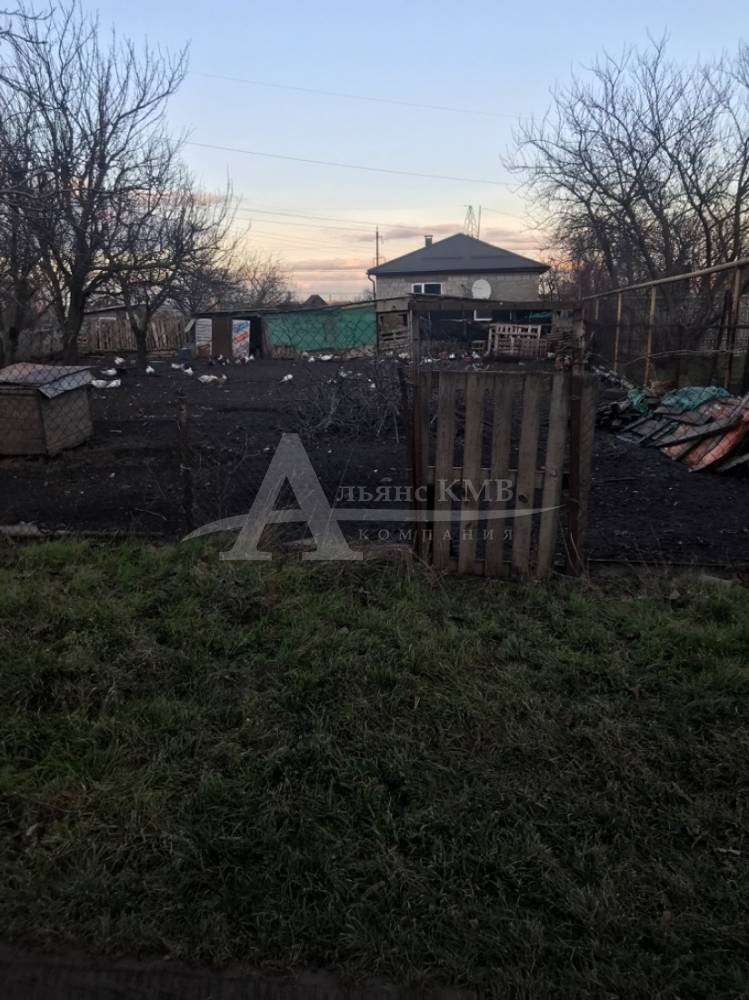 b2303947-d2eb-4013-94d0-54c7d2447615