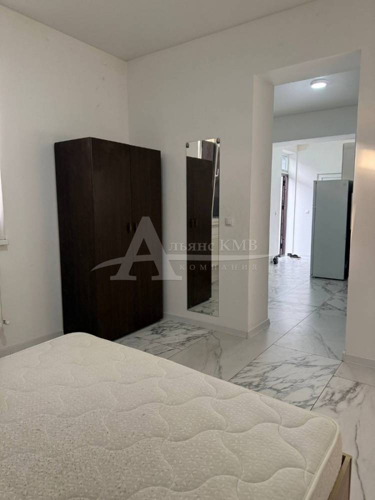 ea71506c-3eed-412c-b92b-e442670476ab