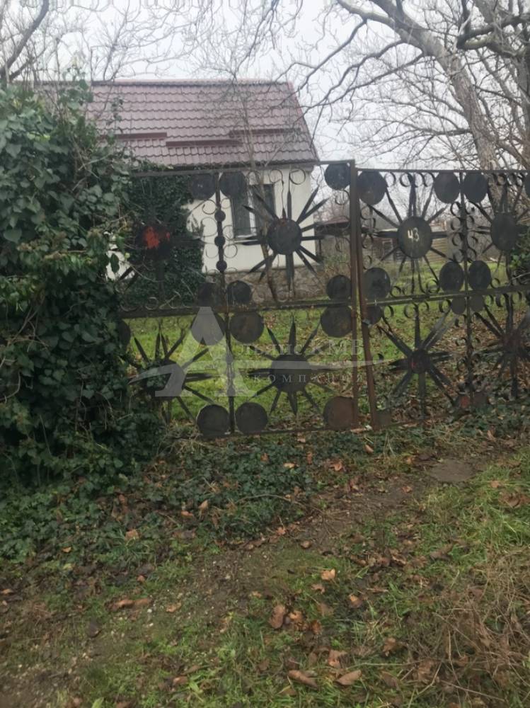 e0bf3932-2e2a-4ea7-9738-586b4b702a2b