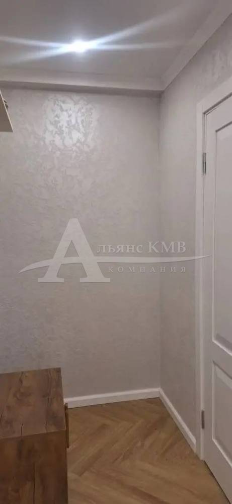 photo_5368415327517085827_y