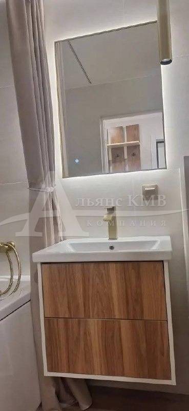 photo_5368415327517085848_x