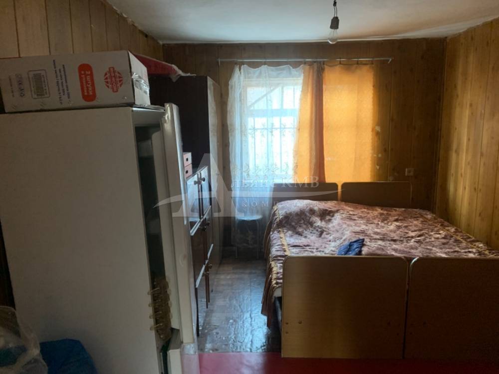 c27c505a-68c0-400d-b3e6-642d84b0d9e3