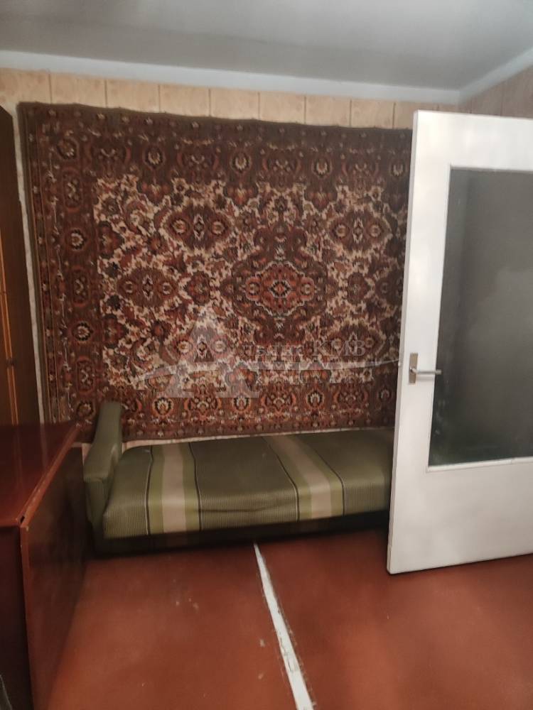 Ставропольский край, Георгиевск, Калинина ул.; Квартира 47м² 5/9 эт.