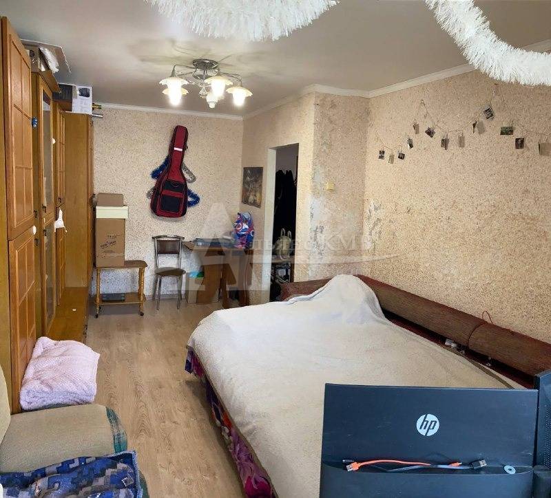 aa7ff86c-25ff-4664-bc47-21a6f230a1c2