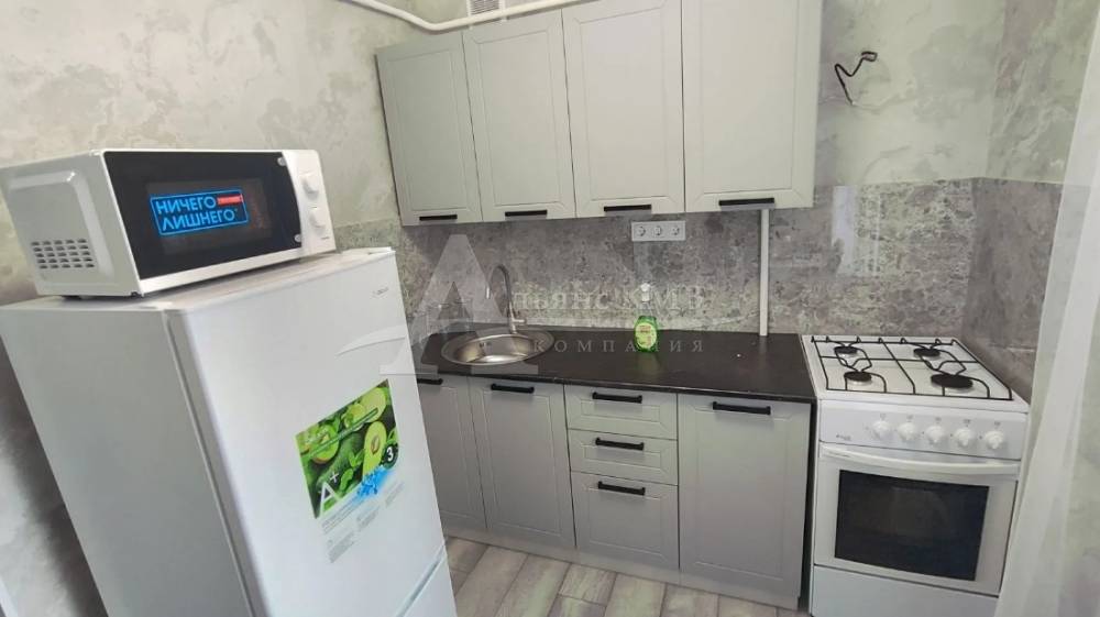 Ставропольский край, Георгиевск, Батакская ул.; Квартира 32м² 2/5 эт.