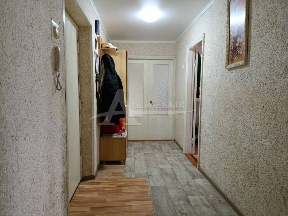 photo_5445092777357152244_y