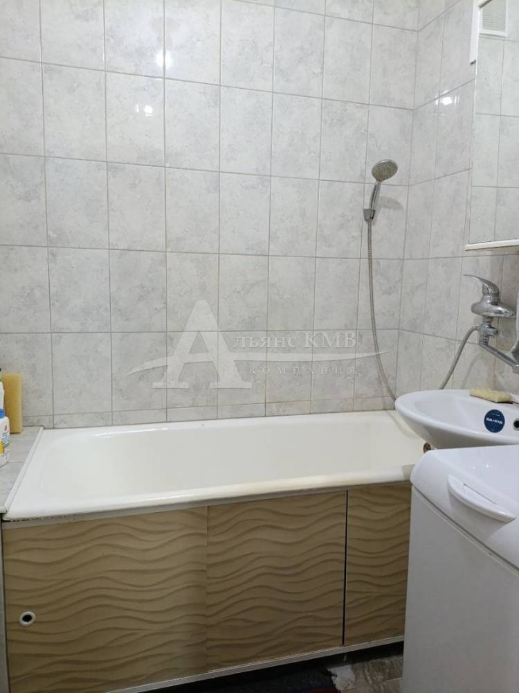 photo_5445092777357152231_y