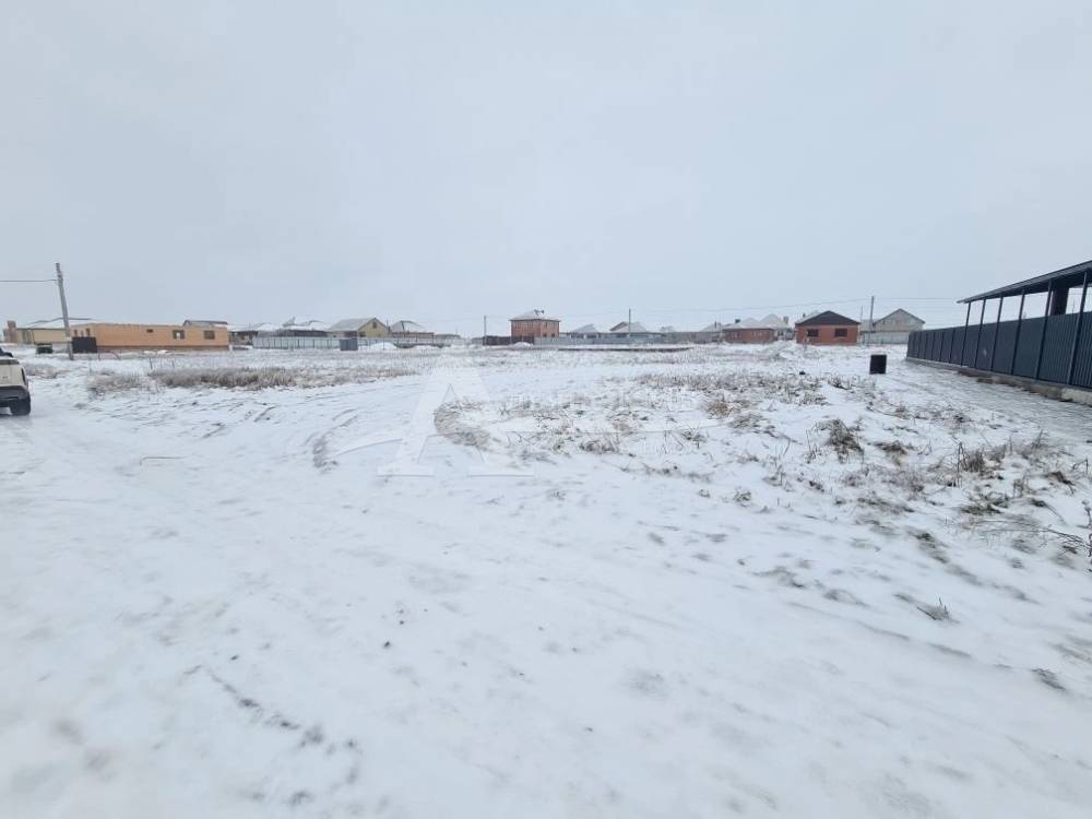 Ставропольский край, Георгиевск, Георгиевская ул.; Участок на участке 6 сот.