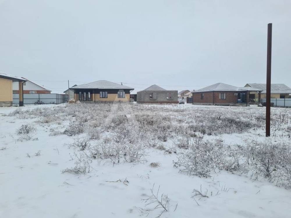 Ставропольский край, Георгиевск, Георгиевская ул.; Участок на участке 6 сот.