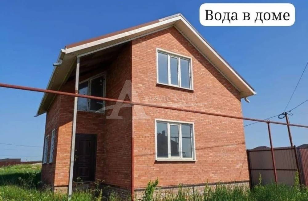 Ставропольский край, Георгиевск, Степная ул.; Дом 112м² на участке 6 сот. 2 эт.