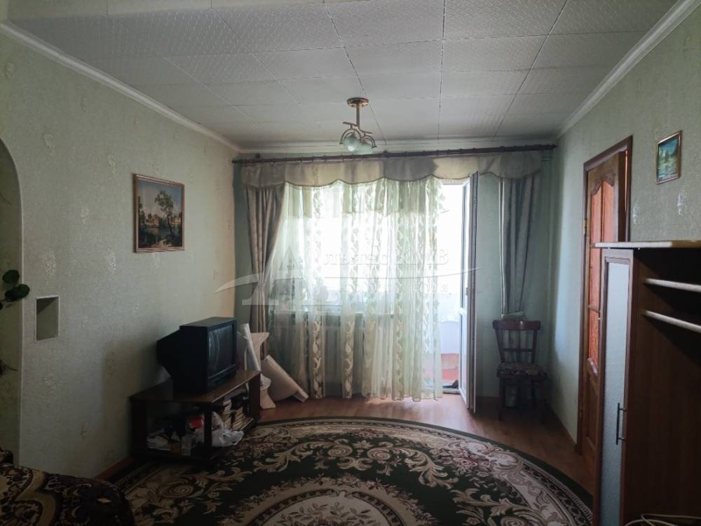 Ставропольский край, Георгиевск, Калинина ул.; Квартира 44,80м² 2/2 эт.